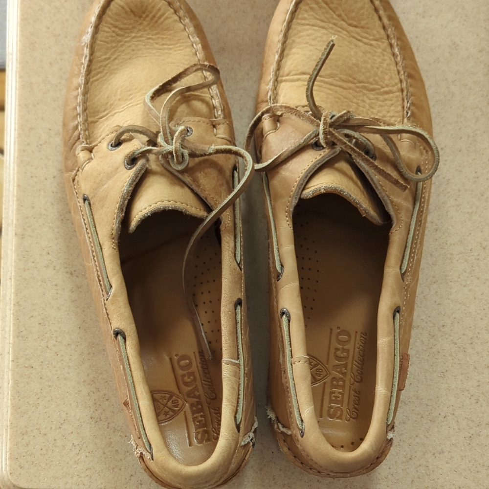 Sebago Crest Collection Men's Tan Dockside Shoes